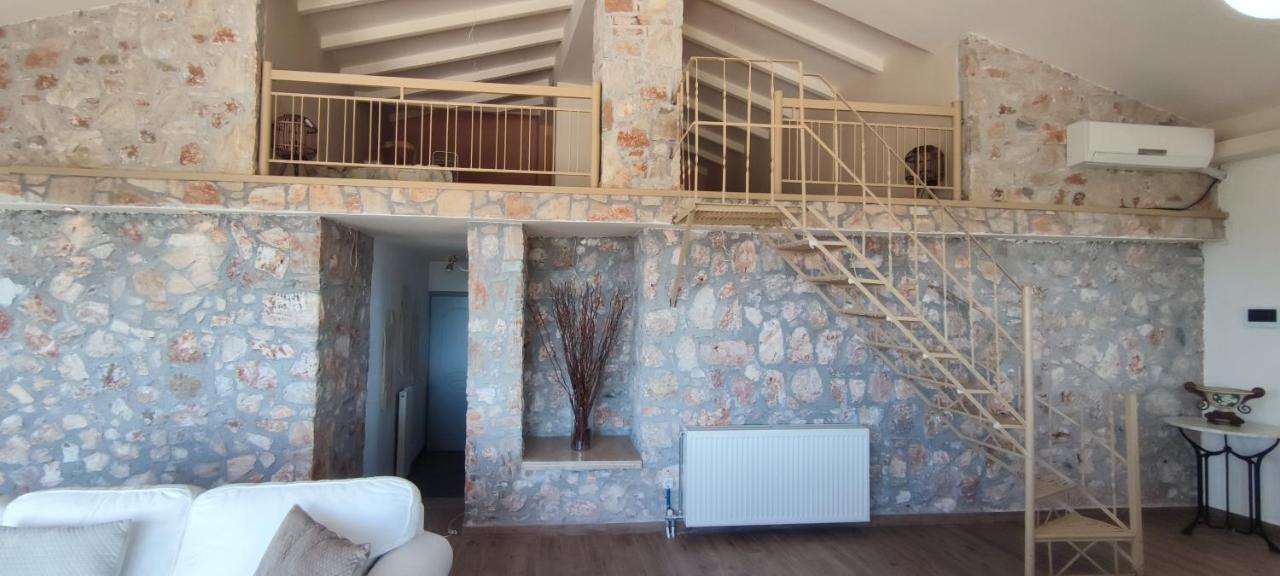 Villa Ellie'S Stonehouse Gianapa, Porto Rafti, Greece, 190 03, Gr Esterno foto